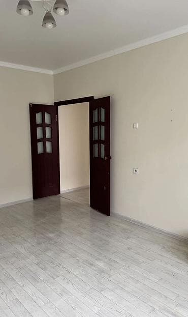 Комнаты: 1 комната, 37 м², 106 серия, 4 этаж, Евроремонт — 5