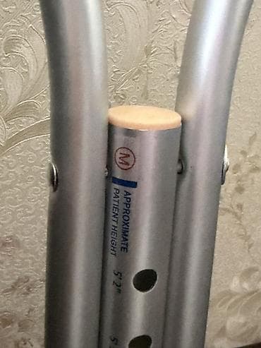 локтевой костыль: Пара подмышечных костылей (размер M) - Регулируемые рукоятки по — 3