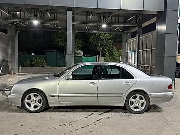 Mercedes-Benz E-Class: 2001 г., 4.3 л, Автомат, Газ, Седан — 3
