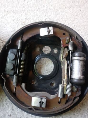 втулка задняя: Ступица зад на Сузуки . из Японии — 2