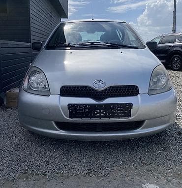 Toyota Yaris: 2000 г., 1.3 л, Автомат, Бензин, Хэтчбэк