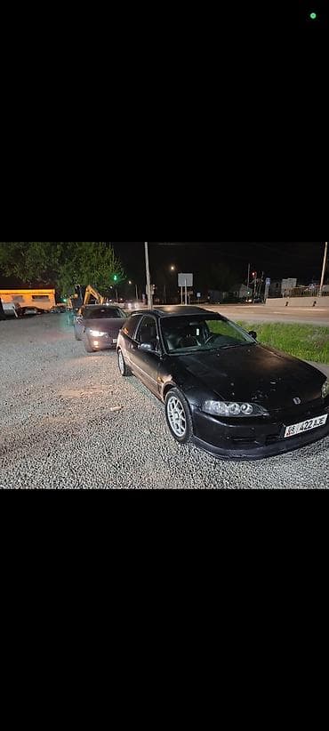 китайская маленькая машина: Honda Civic: 1995 г., 2.4 л, Механика, Бензин, Хэтчбэк — 2