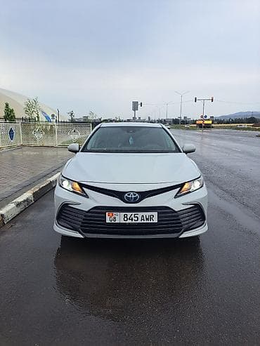 byd e7: Toyota Camry: 2022 г., 2.5 л, Автомат, Гибрид, Седан — 3