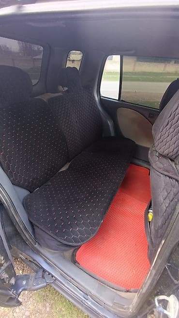 т2 транспортер: Toyota Raum: 1998 г., 1.5 л, Автомат, Бензин, Универсал — 5