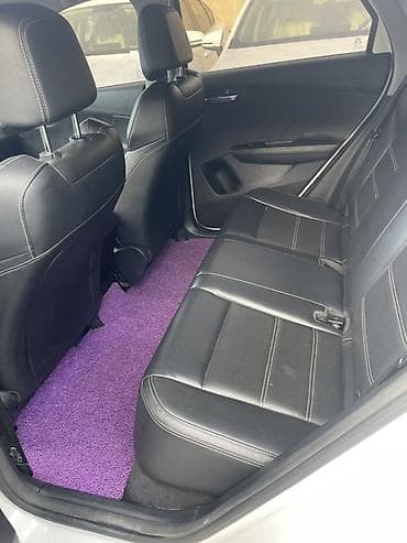 купить smart машину: BYD E2: 2019 г., Электромобиль, Хэтчбэк — 5