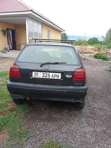 jon deer: Volkswagen Golf: 1993 г., 1.6 л, Хэтчбэк — 4