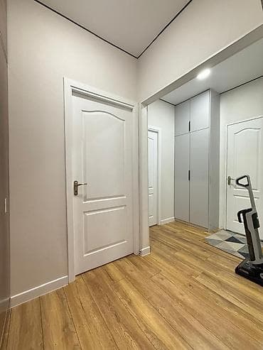 Квартиры: 3 комнаты, 70 м², 105 серия, Учкун мкр 105 серия, 9 этаж, Евроремонт — 6