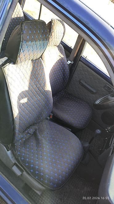 глаза на авто: Daihatsu Cuore: 1991 г., 0.8 л, Механика, Бензин, Хэтчбэк — 5