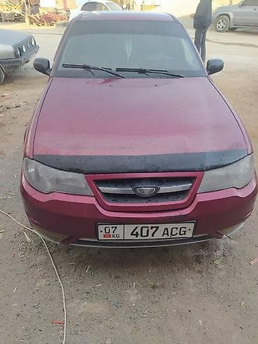 парковка запрещена: Daewoo Nexia: 2011 г., 1.6 л, Ручные, Бензин, Седан — 4