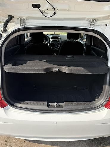 mazda 3 2005: Chevrolet Spark: 2019 г., 1 л, Автомат, Бензин, Хэтчбэк — 2