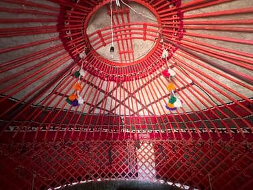 срочно продаю в связи с переездом: Продается боз уй, 75 баш, 5 канат Для другой подробной информации - — 6