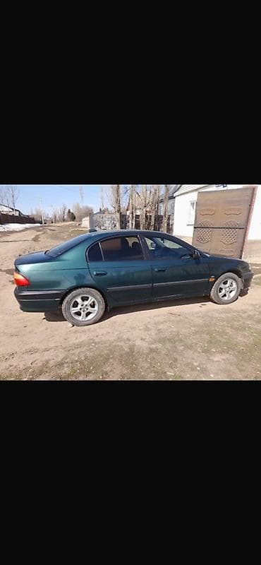 Toyota Avensis: 2000 г., 1.8 л, Ручные, Бензин, Седан — 4