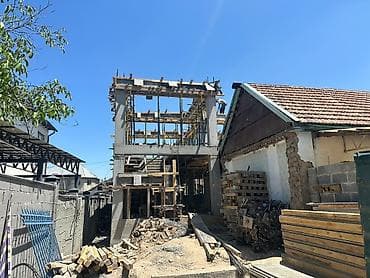 дома на ик: Монолиттен сиз каалаган уйду салып бере алабыз. Даяр карказ уй болгону — 9