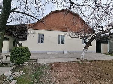 Дома: Продается кирпичный дом в тихом районе (Новопокровка) Район: начало — 4