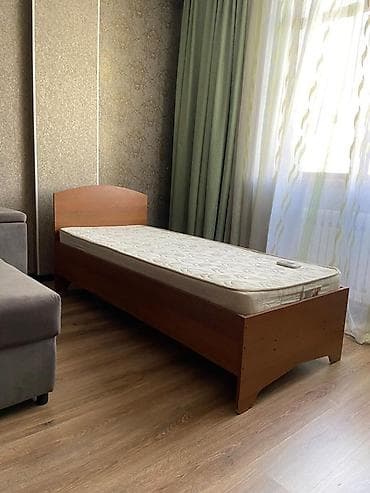 Керебеттер: Бир кишилик керебет, Колдонулган, Матрасы бар, узуну - 195 см — 3