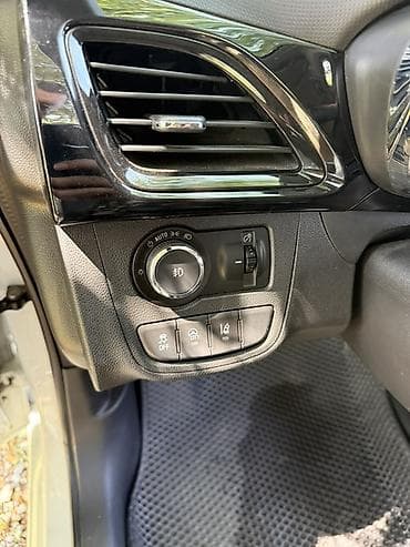 ayon y: Chevrolet Spark: 2016 г., 1 л, Автомат, Бензин, Хэтчбэк — 6