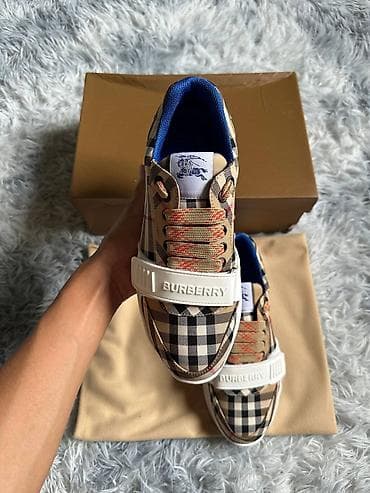 Кроссовки Burberry Размеры в наличии: 39, 41. - Модель с контрастной — 1