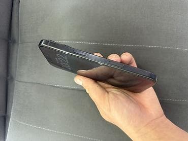 aphone 13: IPhone 16 Pro, Black Titanium — 3