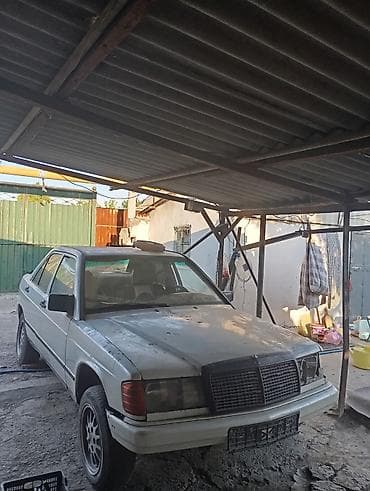 Mercedes-Benz 190: 1985 г., 2 л, Бензин, Седан — 9