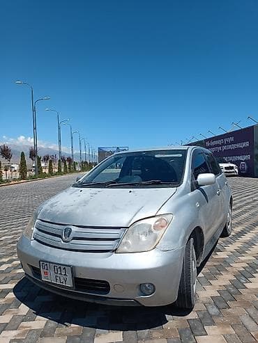 пресс для авто: Toyota Ist: 2003 г., 1.3 л, Автомат, Бензин, Хэтчбэк — 1