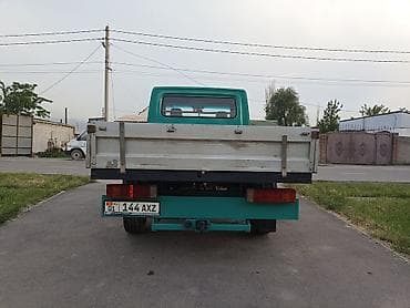 бампер бус сапок: Mercedes-Benz Спринтер: 2005 г., 2.2 л, Механика, Дизель, Бус — 4