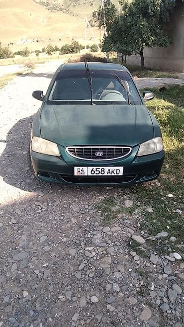 Транспорт: Hyundai Accent: 2001 г., Седан — 2