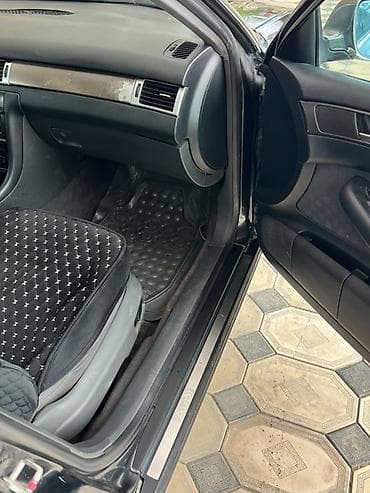 рф учет: Audi A6: 1998 г., 2.4 л, Механика, Бензин, Седан — 7
