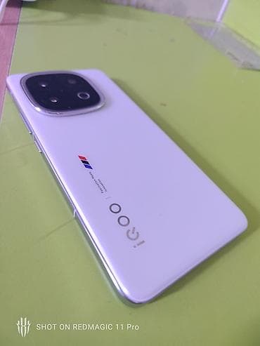 m3 pro: Vivo Б/у, 256 ГБ, цвет - Белый — 1