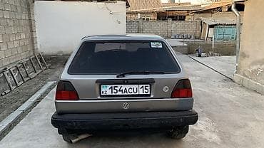 Volkswagen: Volkswagen Golf: 1988 г., 1.8 л, Механика, Газ, Хэтчбэк — 6