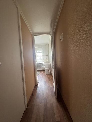 58: Продаётся 3 ком.квартира! 8 мкр., 104 серия Площадь 58,4 кв.м. Этаж 5 — 3