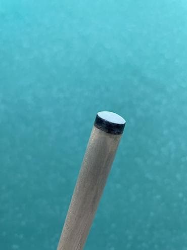 Охота и рыбалка: Продается кий Дерево Ипе+граб Длина 159 Вес 690 Баланс 43 Наклейка — 4