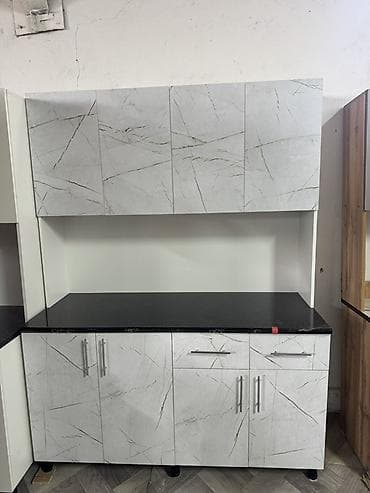 Эмерек гарнитурлары: Кухонный гарнитур с фасадами под светлый мрамор и столешницей — 1