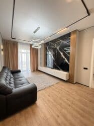 royal: 2 комнаты, 78 м², Элитка, 15 этаж, Дизайнерский ремонт — 1