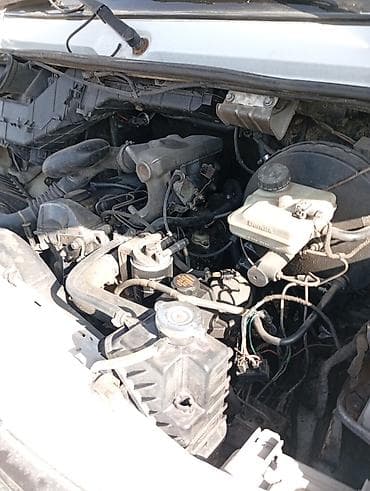 шины портер 1: Дизельный мотор Mercedes-Benz 2.3 л — 3