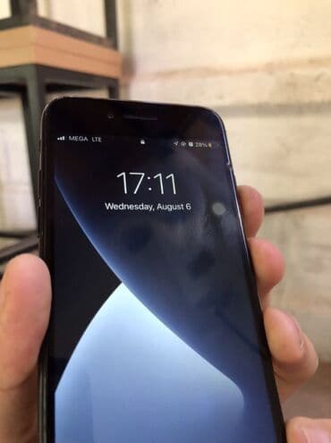 apple ноудбук: IPhone 7, Черный — 1