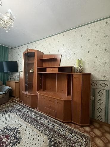 Мебель: Гарнитур для зала, Б/у, Шкаф, ДСП, цвет - Коричневый — 3