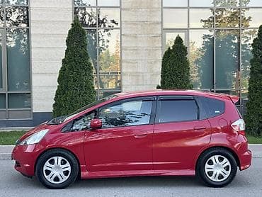 Honda Fit: 2009 г., 1.5 л, Автомат, Бензин, Хэтчбэк — 5