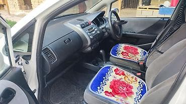 тез арада: Honda Fit: 2004 г., 1.3 л, Вариатор, Бензин, Хетчбек — 7