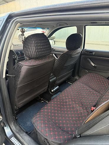 Продажа авто: Volkswagen Golf: 2003 г., 1.6 л, Механика, Бензин — 6