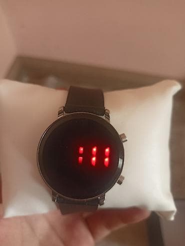 fenix 8: Минималистичные электронные часы с LED-индикатором - Круглый корпус — 5