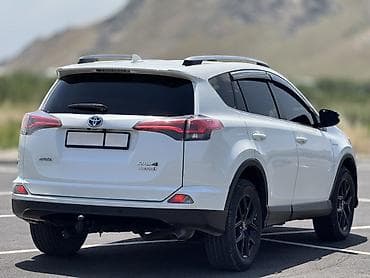 люк на машине: Toyota RAV4: 2018 г., 2.5 л, Вариатор, Гибрид, Кроссовер — 6