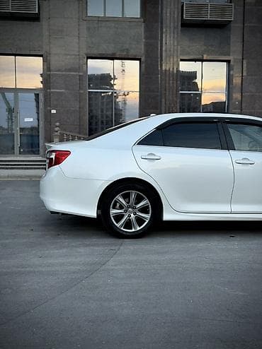 Продажа авто: Toyota Camry: 2012 г., 2.5 л, Автомат, Бензин, Седан — 6