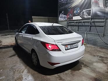 Hyundai Solaris: 2014 г., 1.6 л, Автомат, Бензин, Седан — 3