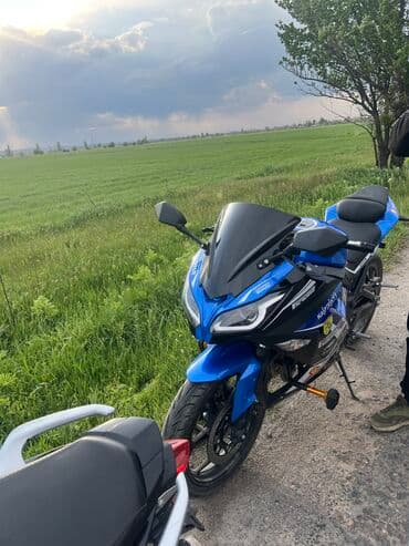 купить бу электромотоцикл: Спортбайк Kawasaki, 400 куб. см, Бензин, Взрослый, Новый — 4