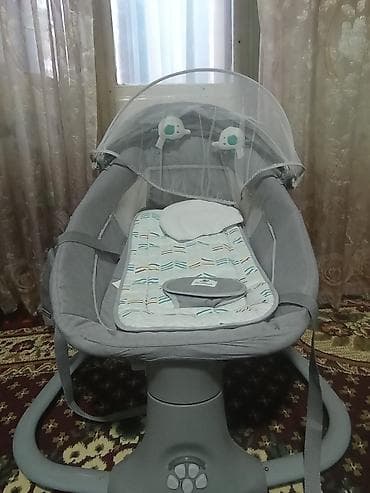 Электро качалка.Неделю использовали.Причина продажи наш ребенок не