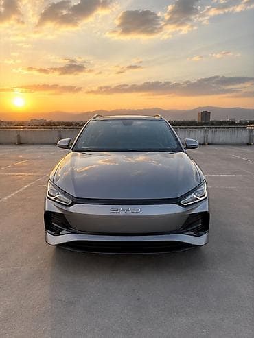 go park: BYD E2: 2023 г., Электромобиль, Хэтчбэк — 2