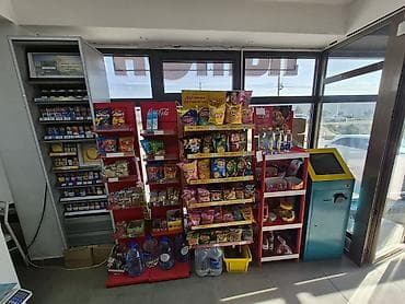 астор: Магазин, В жилом доме, 60 м² Действующий, С оборудованием, С ремонтом, Вода, Канализация, Отопление, Отдельный вход, 1 линия, Кондиционер — 3