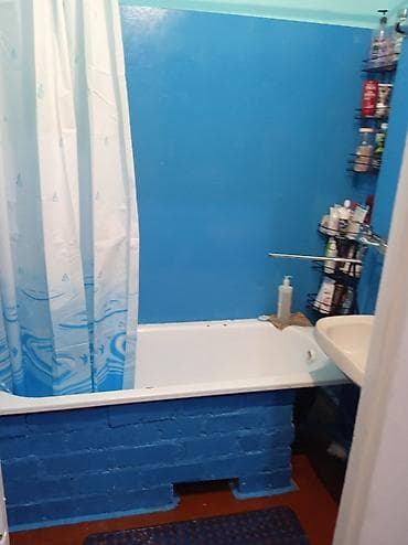 сниму квартиру в микрорайоне: Сдается комната для одного человека . комната в 3х комнатной — 4