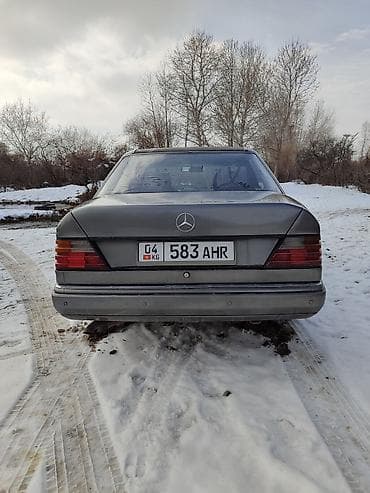 bmw 3 серия: Mercedes-Benz W124: 1992 г., 3 л, Механика, Бензин, Седан — 8