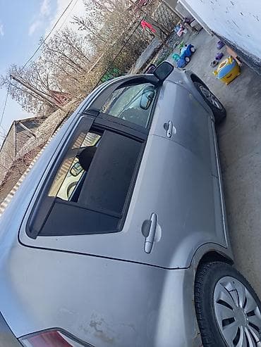 таота авес: Toyota Ist: 2004 г., 1 л, Автомат, Бензин, Хэтчбэк — 4